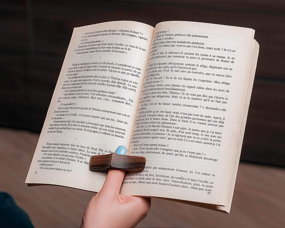 Book Page Holder Best Gifts for Male Teachers