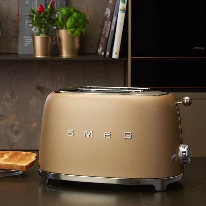 Smeg 2-Slice Toaster Marriage Gifts for Friends