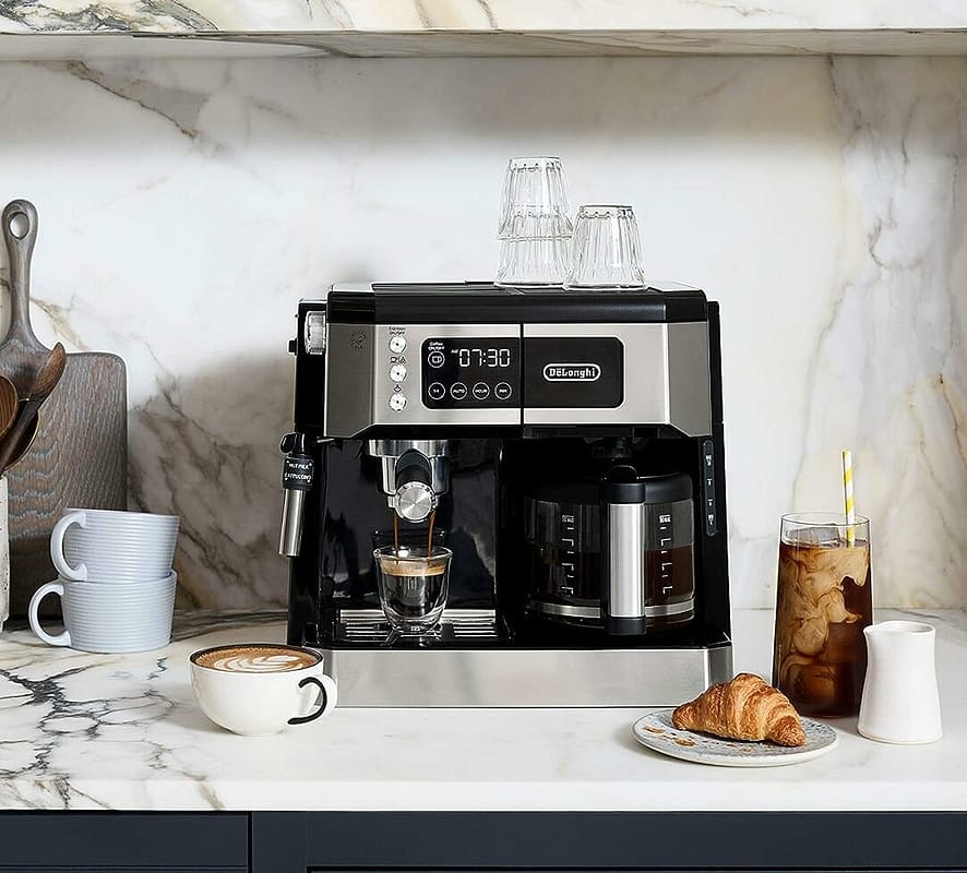 De'Longhi All-in-One Coffee and Espresso Maker COM532M